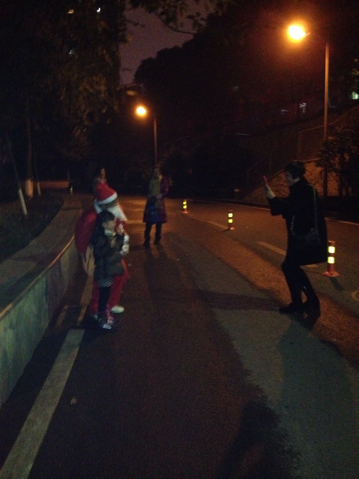 QQ图片20131225192436.jpg