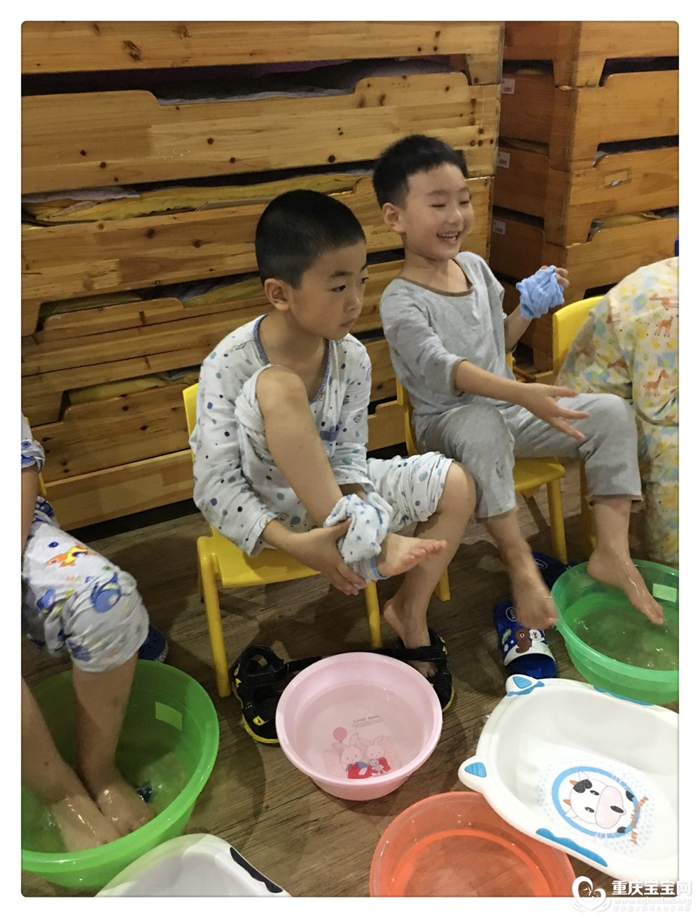 11、洗脸、洗脚欢乐多.jpg