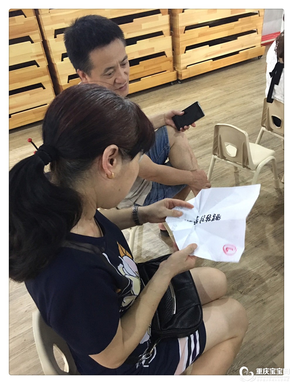 家长朋友，为小宝贝们公布小飞机上要表演的曲目.jpg