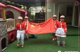 【早慧童心梦•升旗伴成长】早慧富悦阳光园“小小升旗手”成幼儿新宠
