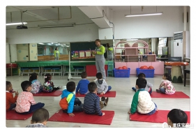 早慧渝安龙都园开展思维课程研讨