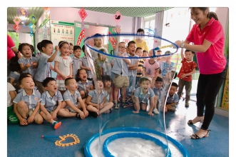 早慧江北园“快乐七月”趣味课程体验中……