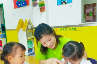 早慧松龙园最美教师杨淑荣：在平凡中收获不平凡