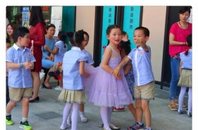 早慧华夏园联合重庆电视台开展母亲节系列主题教育活