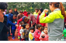 早慧华夏园迎来“寻找春天的花”亲子主题活动