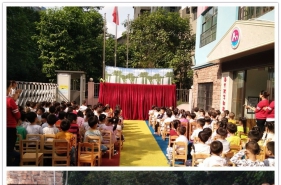 【木偶剧来啦】爱弥儿东江美景分园迎来木偶剧表演，孩子们乐翻天！